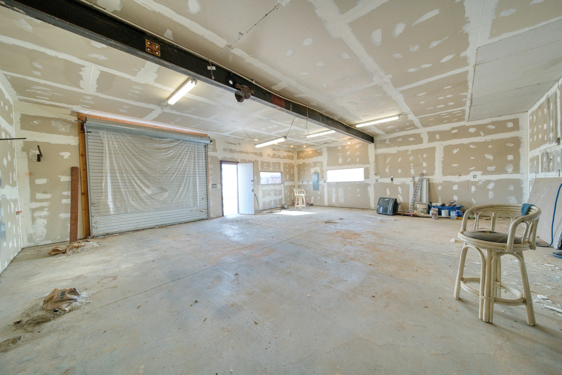 Drywall installation and sheetrock hanging in a Duluth, Minnesota home